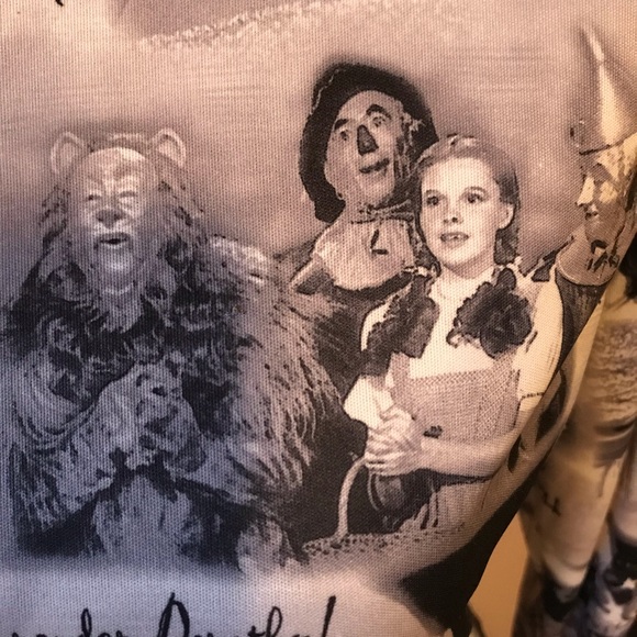 🎁RARE Wizard of Oz top. Size S. - Picture 5 of 7